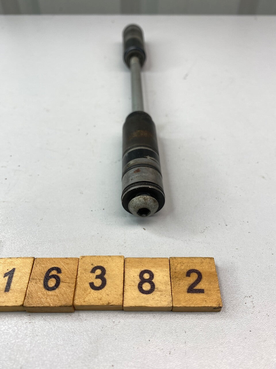 BMW R1100 R850 259 Frame Axle & Bushes