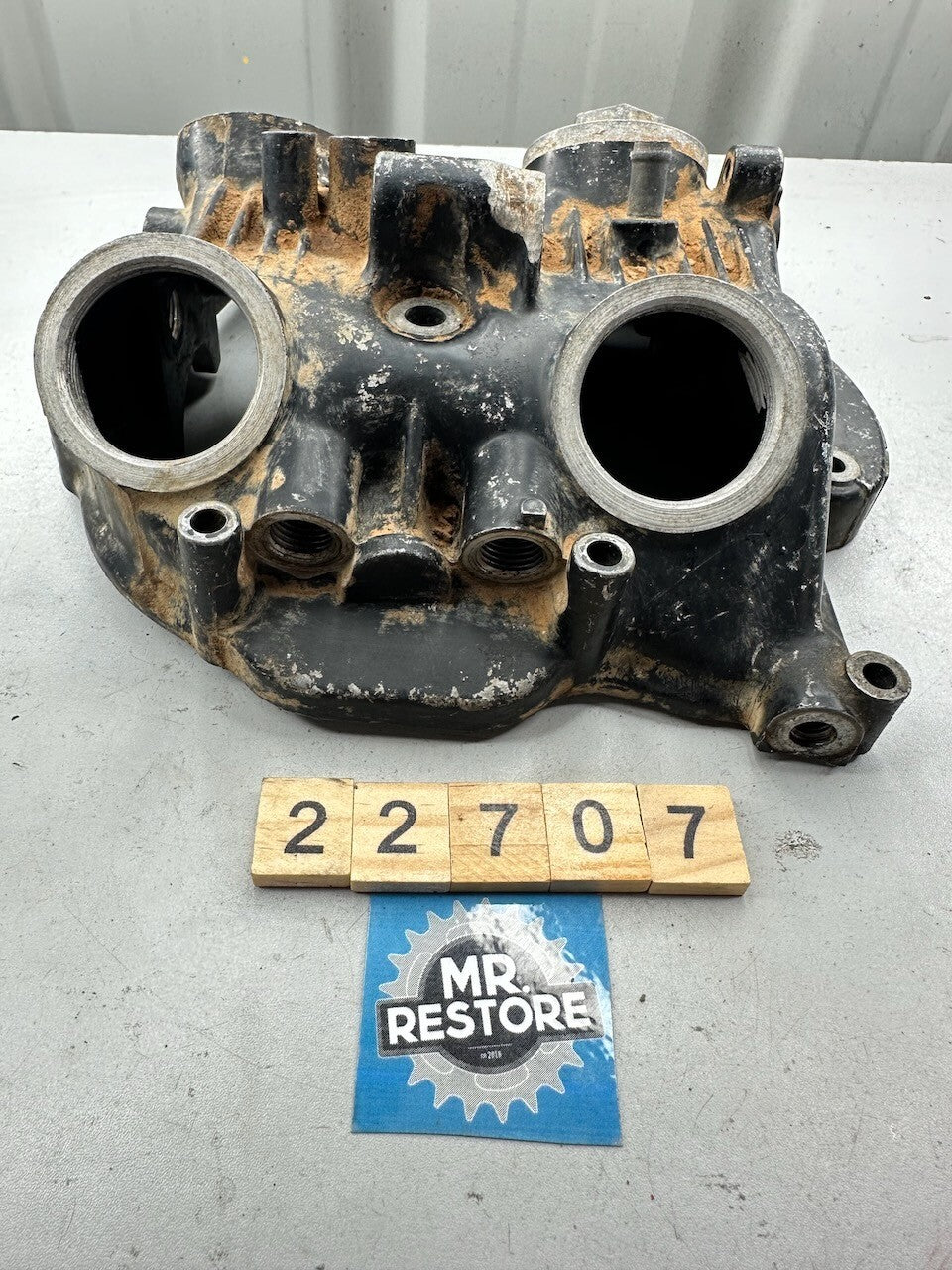 Honda XL600R 1983-85 Cylinder Head Rocker Cover 12311-MG2-316  12311-MG2-306