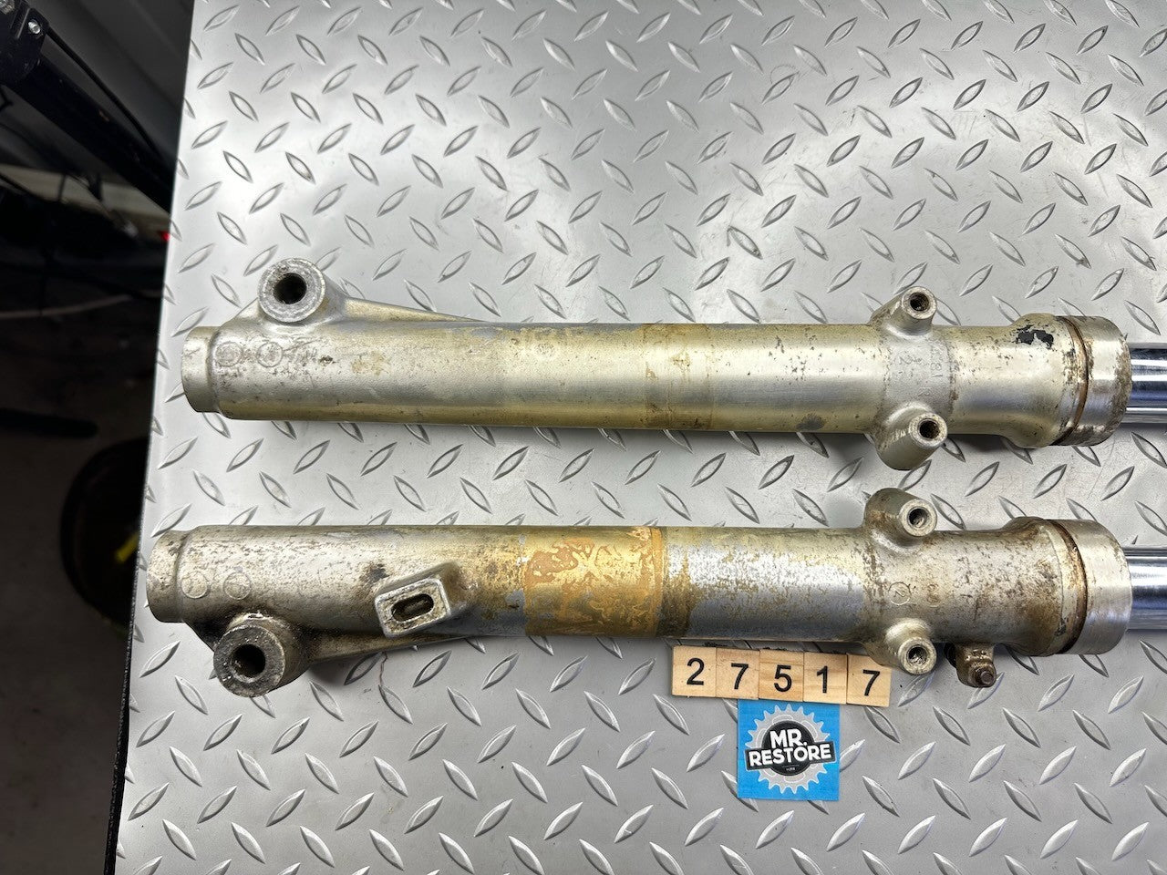 Suzuki TS185 33mm Pair of Forks