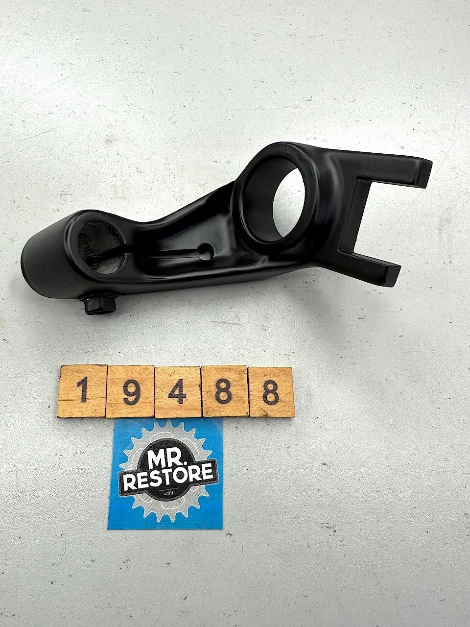 Kawasaki GT550 GT750 L/H OEM Handlebar Holder - Repainted 46012-1028