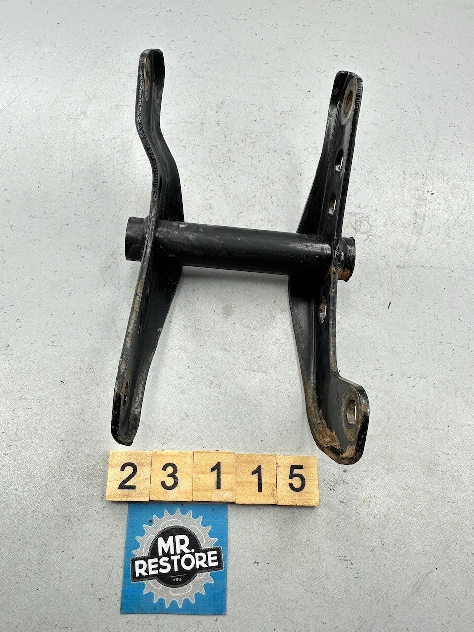 Kawasaki KDX175 '80-82' KDX125 '80-81' Rear Engine Mount Bracket 32029-1123
