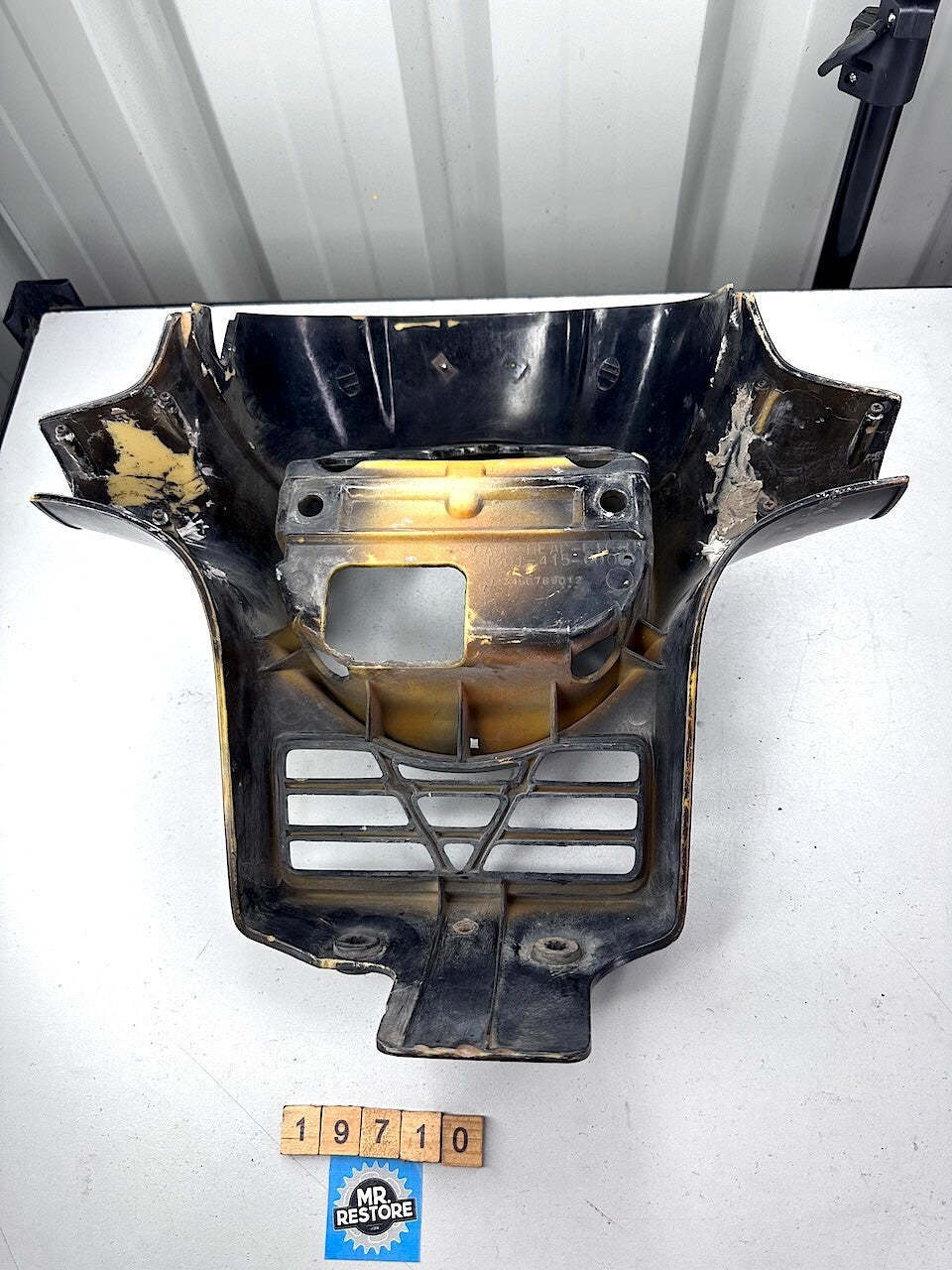 Honda CX500 1978-79 Headlight Housing Case & Honda Emblem Badge 61301-415-0000