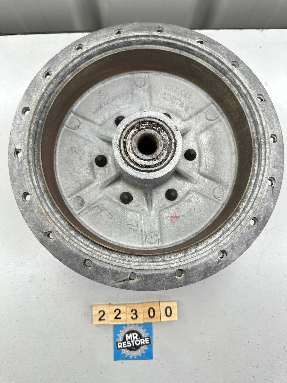 Suzuki GS400 GS450 GS425 GS550 GSX400 Rear Wheel Hub & Cush Rubbers 65311-11220