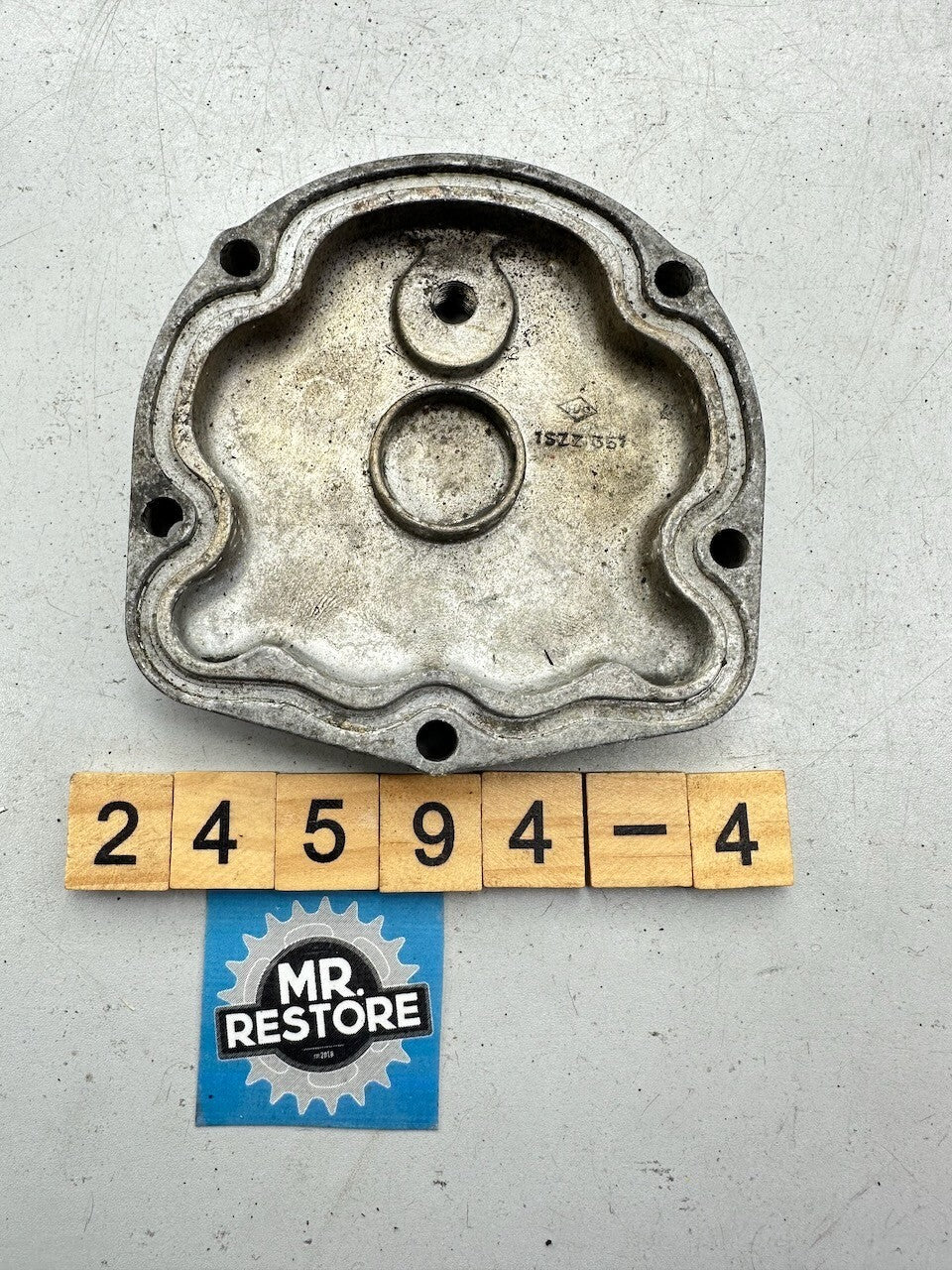 Suzuki GS750 '80-83' GSX750 Katana '80-83' Oil Filter Cover 16531-45400