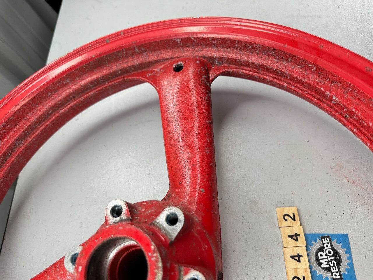 Yamaha TZR250 1KT 2MA Front Wheel 17 x 2.15 (F-33)