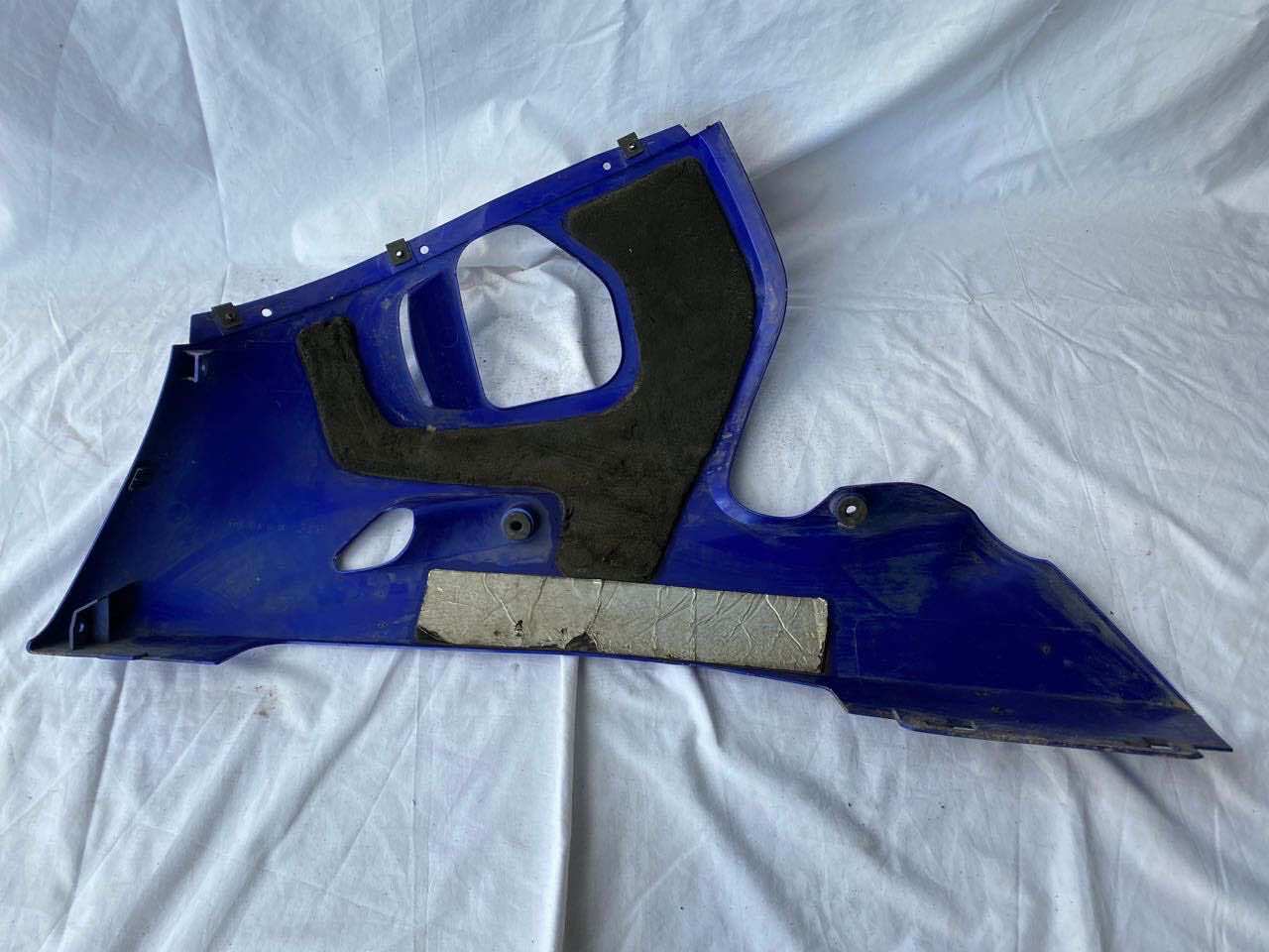 Yamaha R6 YZF 98-02 R/H Lower Fairing Panel 5EB-28395 Blue