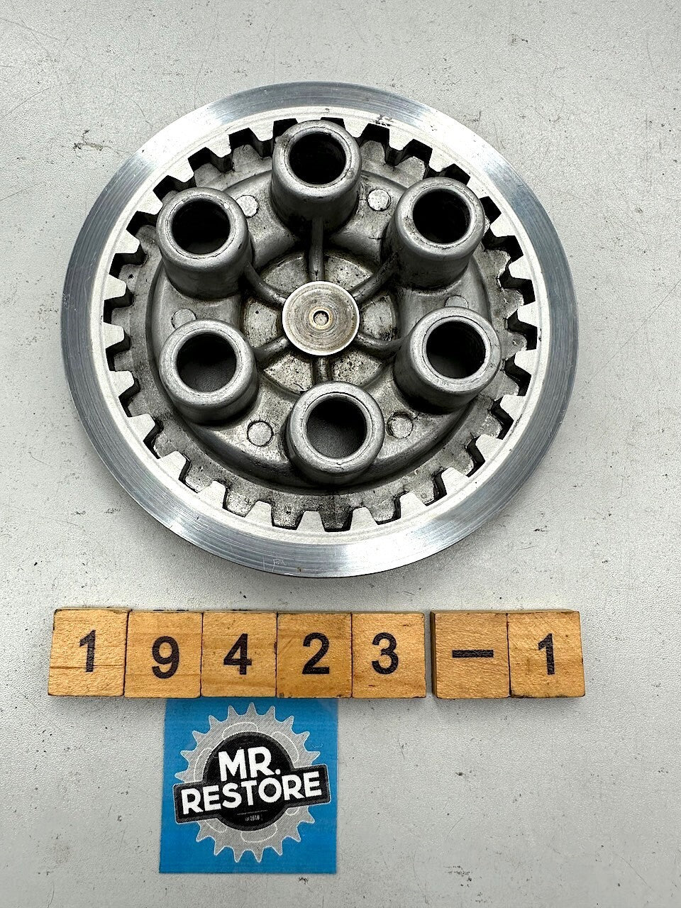 Yamaha RD250LC RD350LC RZ350 RD400 Clutch Pressure Plate 1A0-16351  1A0-00