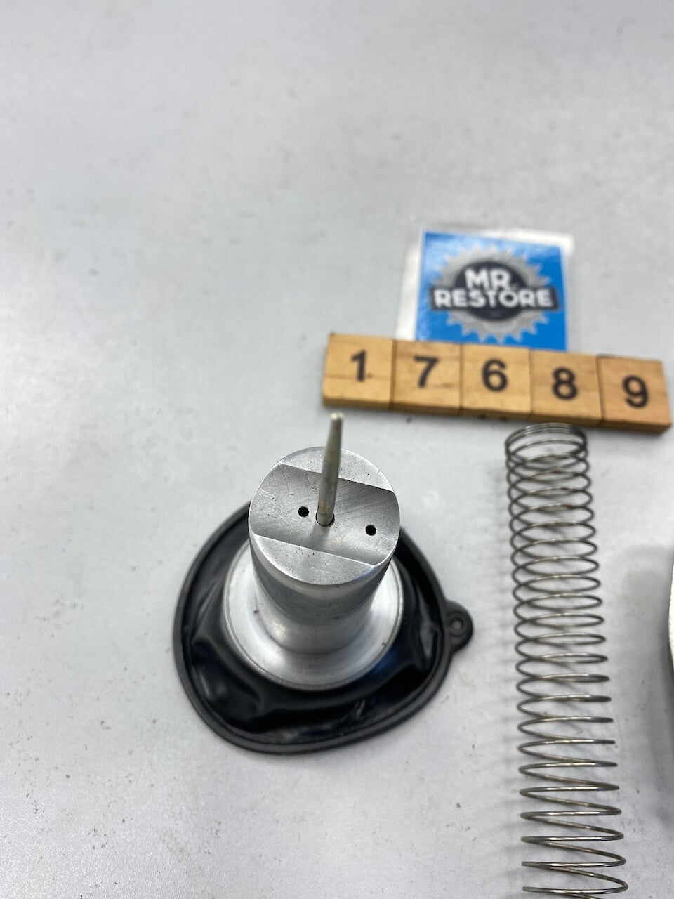 Yamaha FZR250 1987-88 Carburettor Diaphragm, Needle, Spring & Cap 1HX-14940-01