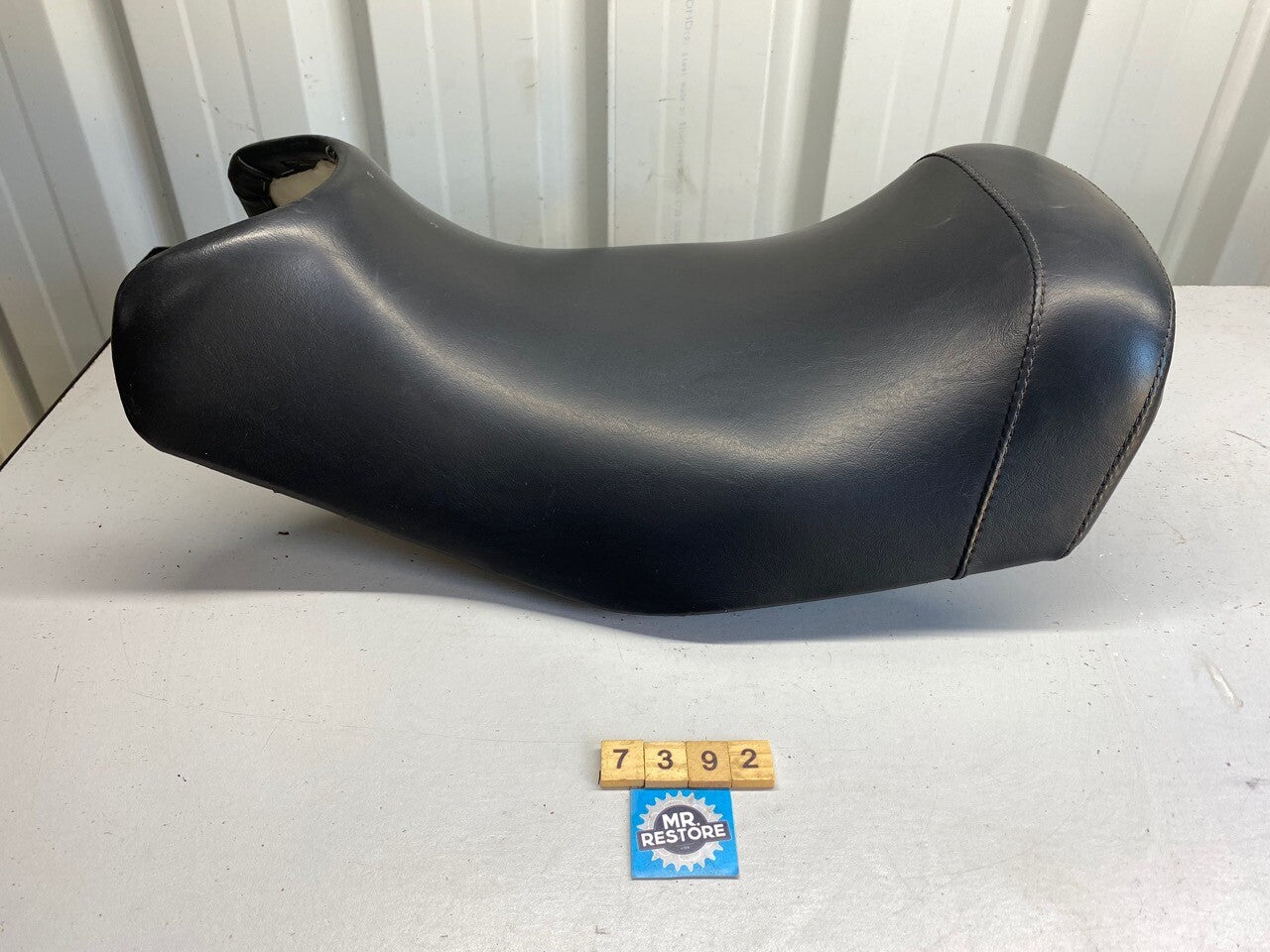 Suzuki GSX600F Riders Seat 1989 45111-19000