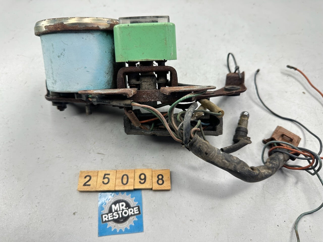 Honda CX500 Tachometer, Fuel Gauge & Mount Bracket