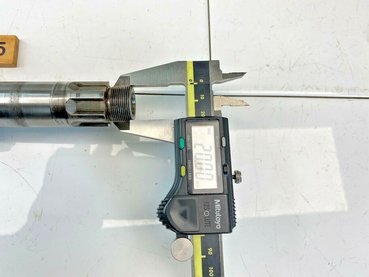 Yamaha RD250 RD350 RZ250 RZ350 YPVS Main Axle