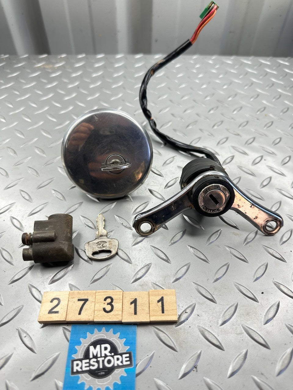 Suzuki SP370 Ignition Switch / Fuel Cap / Steering Lock Set (All with Same Key)