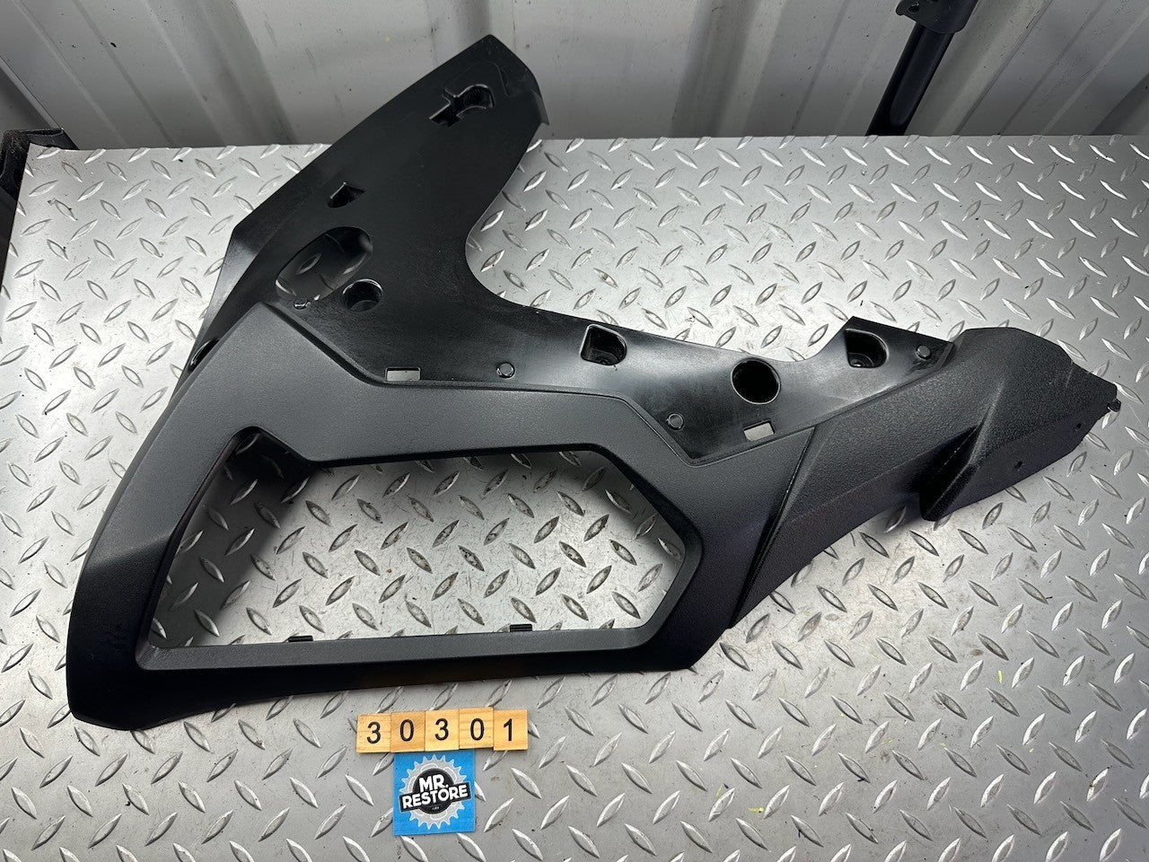 Kawasaki KLZ1000 Versys 1000 2019 Left Inner Shroud Cowling 49134-0004