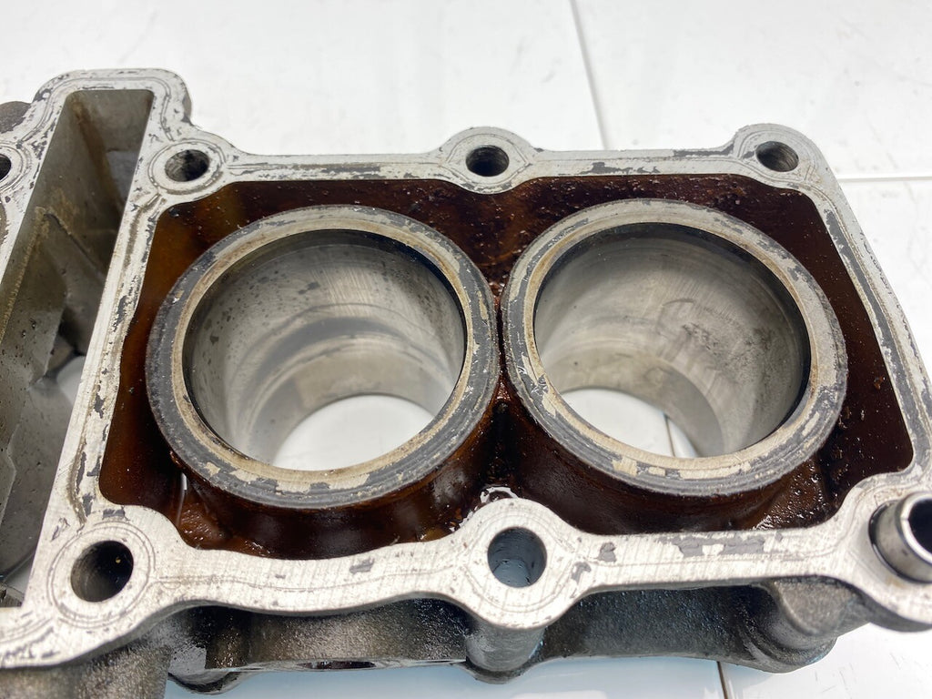 Yamaha FZR250 3LN Cylinder Block on Standard 48mm Bore 2KR-11310-01