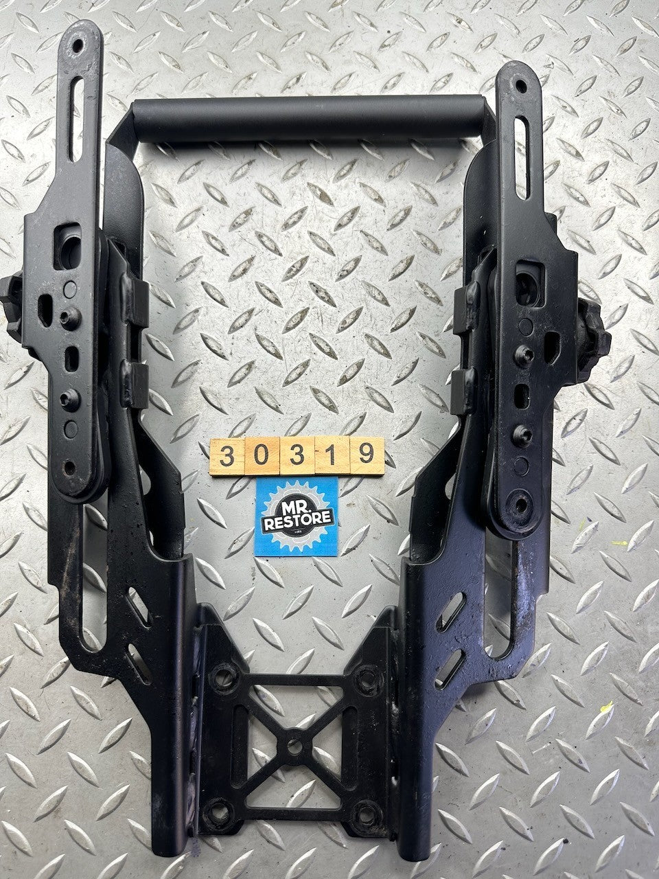 Kawasaki KLZ1000 Versys 1000 2019 Windshield Bracket Comp 23062-1203