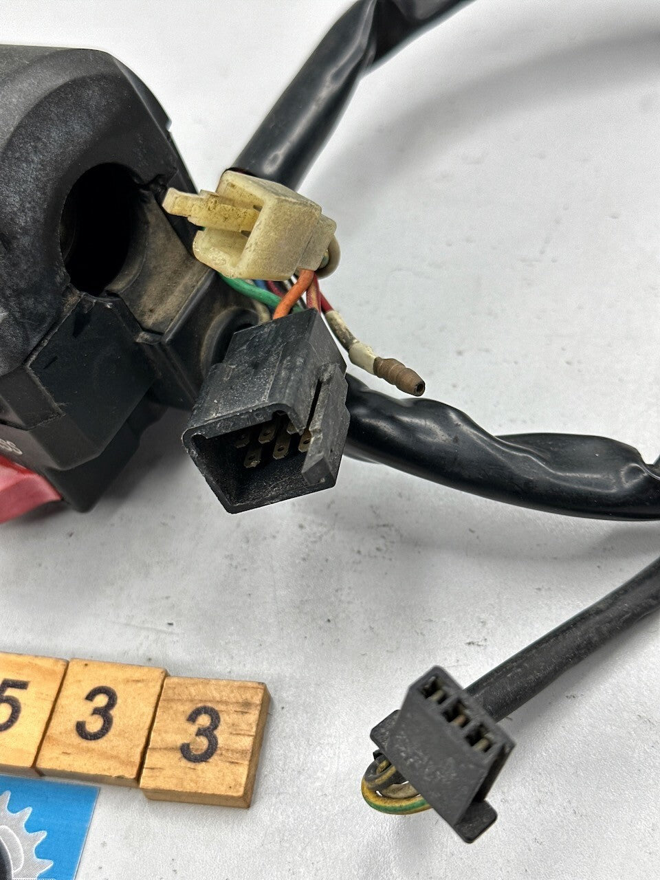 Kawasaki ZX750 GPZ750 L/H Handlebar Switch