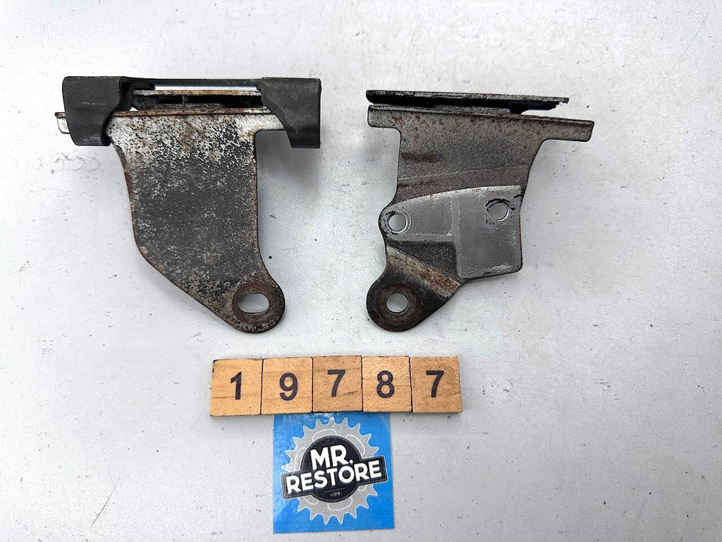 Honda CB1000 CB900 CB750 Left & Right Seat Bracket Stays 77140-438  77130-438
