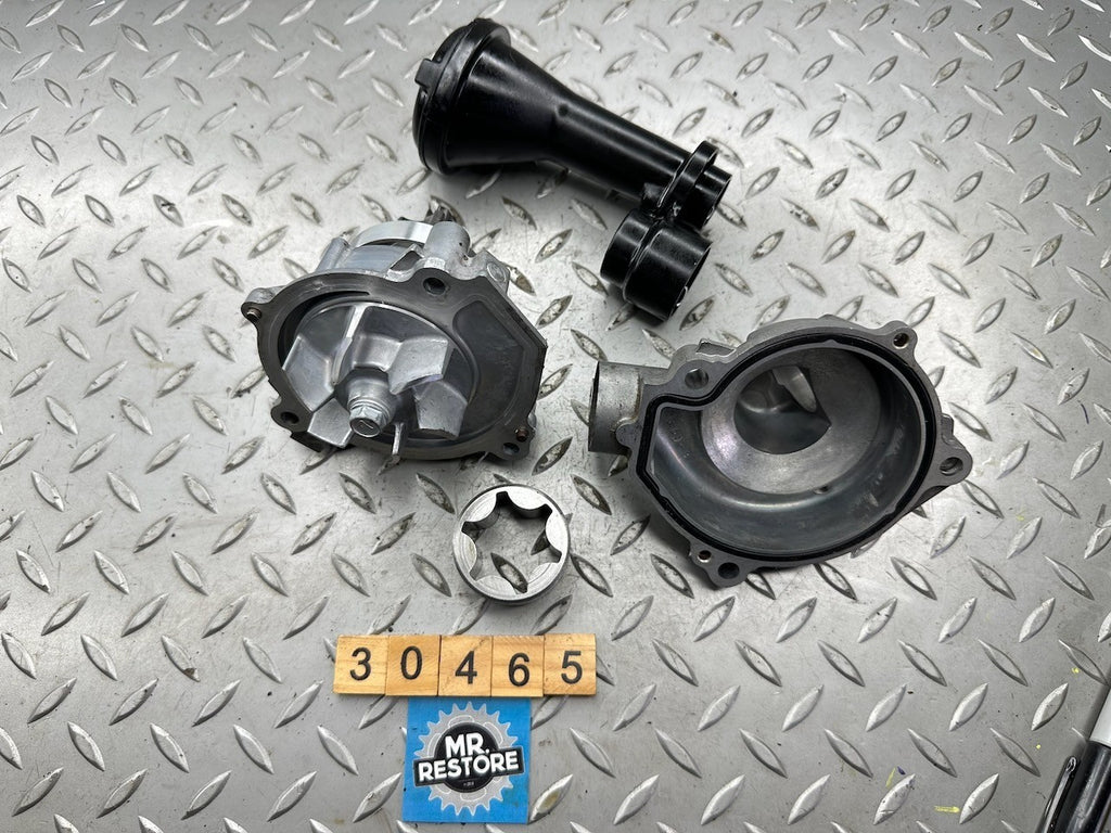 Kawasaki KLZ1000 Versys 1000 2017-19+ ZX1000 2017-19 Oil / Water Pump