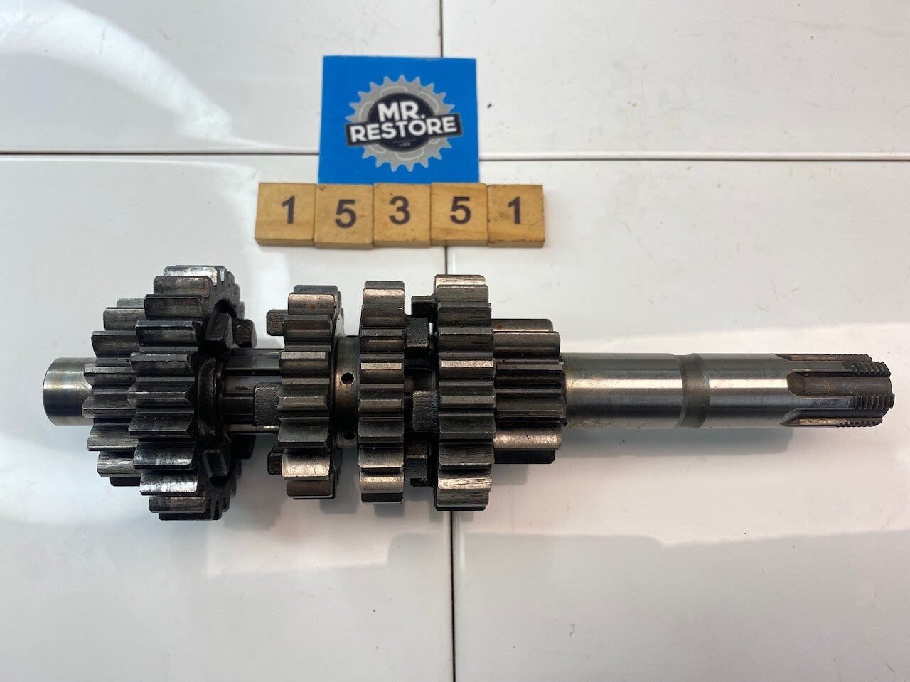 Suzuki RGV250 1991-96 Drive Shaft & Gears 24121-22D01