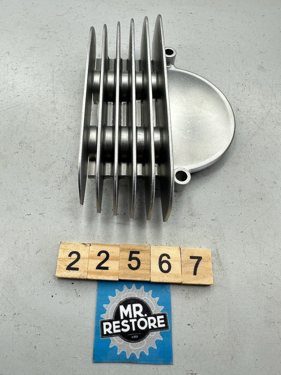 Yamaha XV250 XV240 Virago Cylinder Head Side Cover 3 - 2UJ-11185