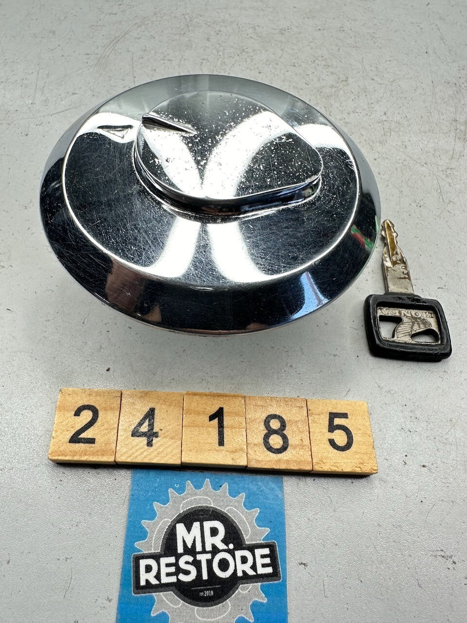 Honda CB 1000 900 750 650 450 125 CBX1000 GL650 OEM Fuel Tank Cap & Key