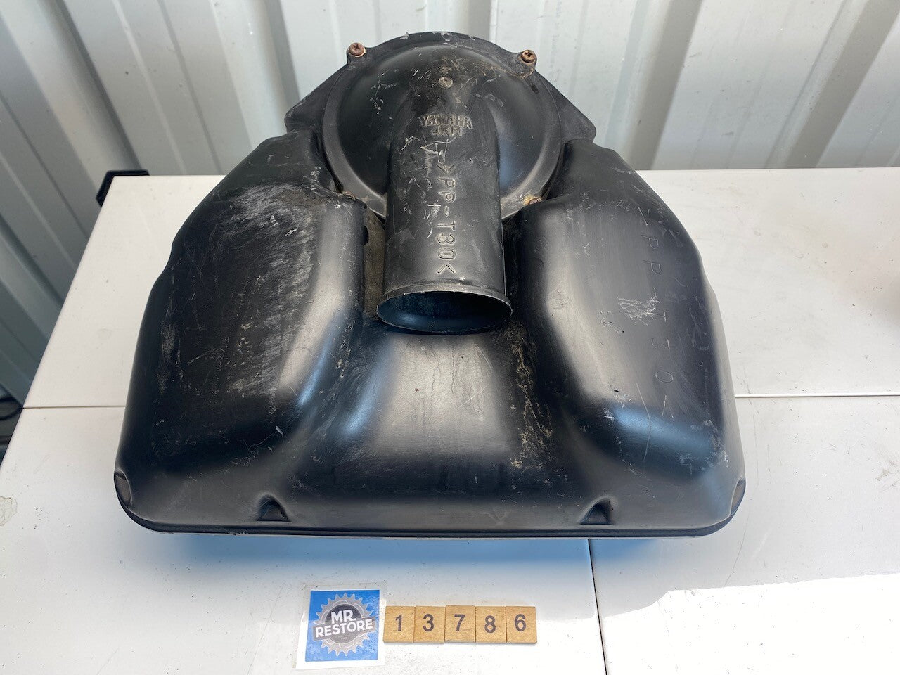 Yamaha XJ900S Diversion 4KM Air Cleaner Box 1995-2002 4KM-14401