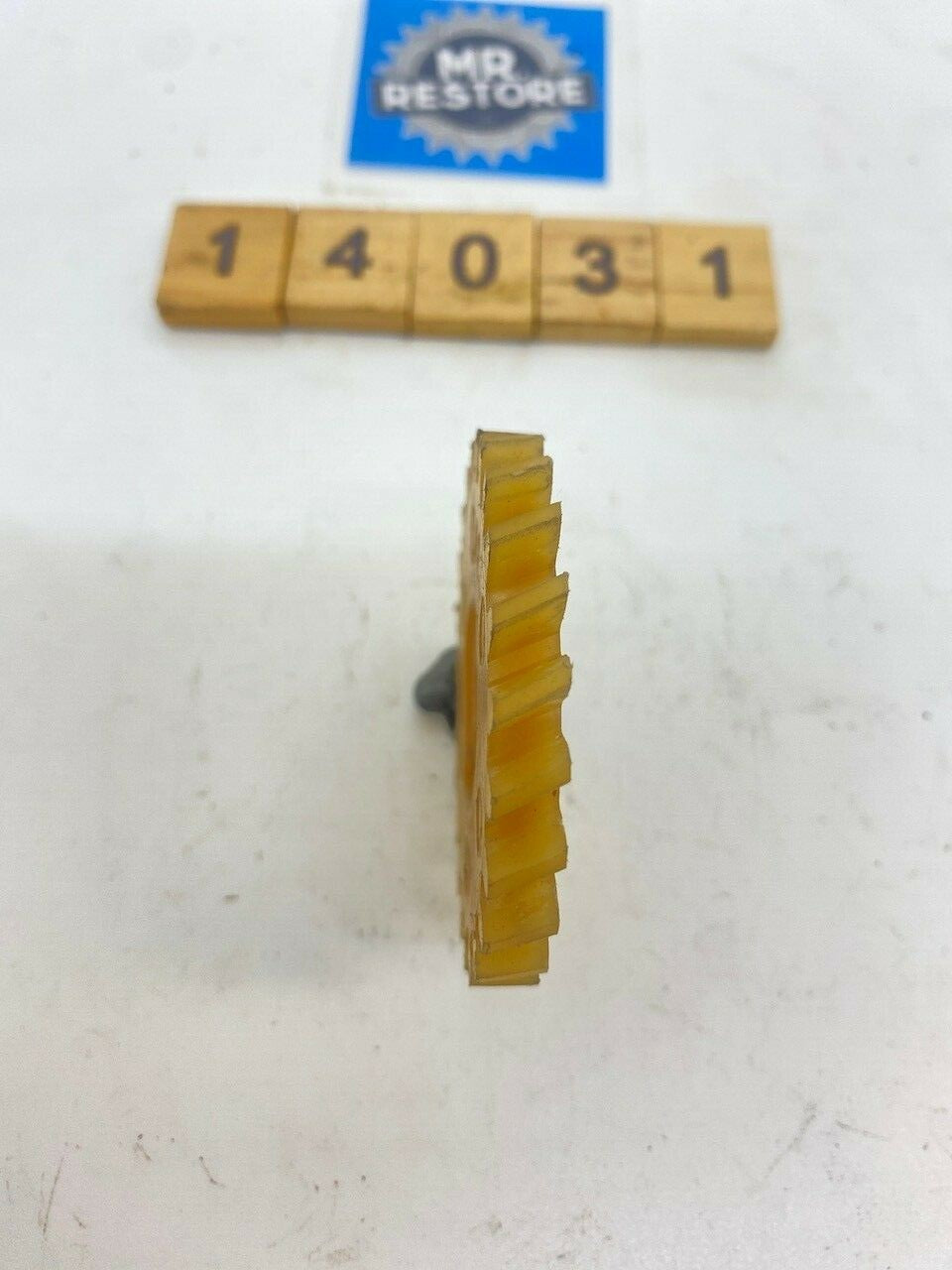 Yamaha DT200R Impeller Shaft Gear 3ET-12459