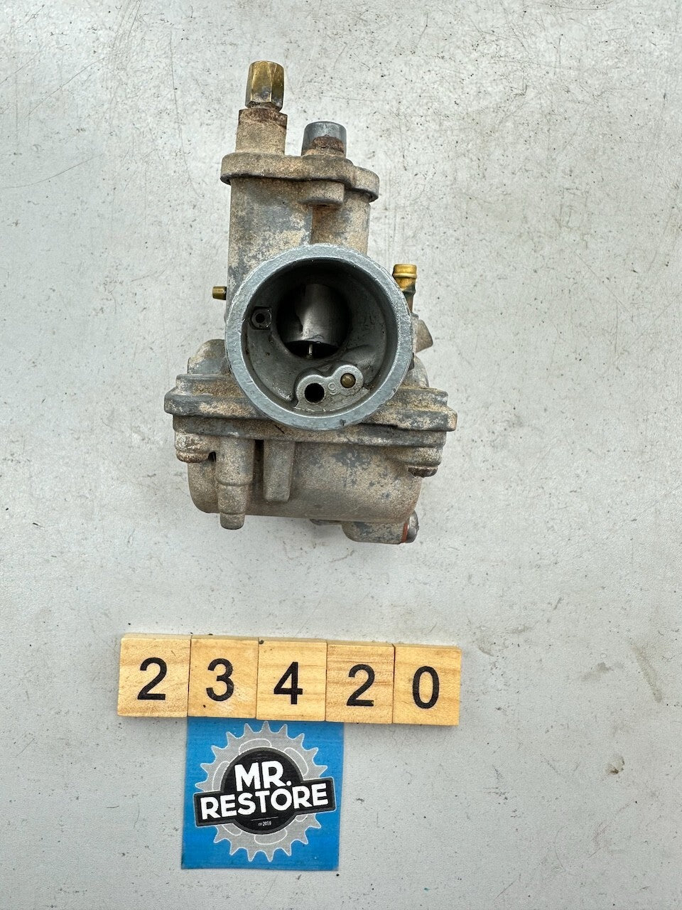 Yamaha V90 T OEM Mikuni Carburettor Carb (Fully functional)