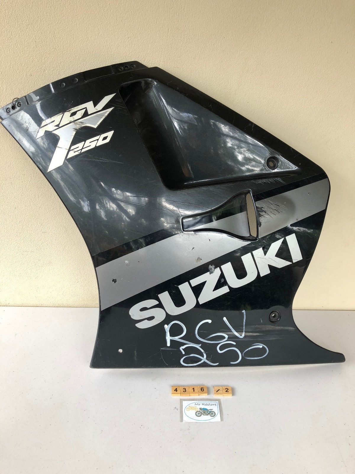 Suzuki RGV250 K L Side Panel 94481-12C00 L/H 1988-89 - 5 Available