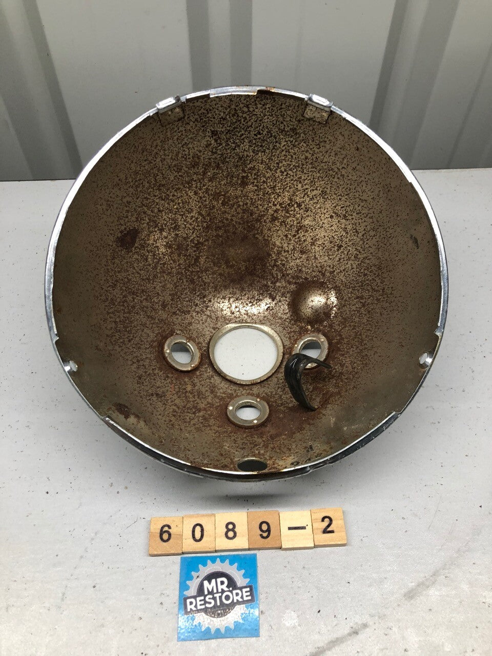 Suzuki VL 1500 Intruder Headlight Bowl
