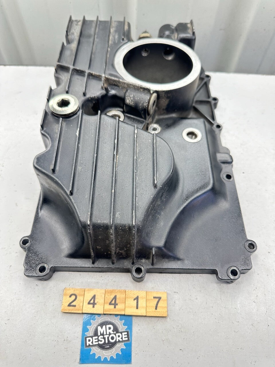 Triumph Daytona Speed Triple T300 Sprint Tiger Trident Trophy - Oil Pan Sump