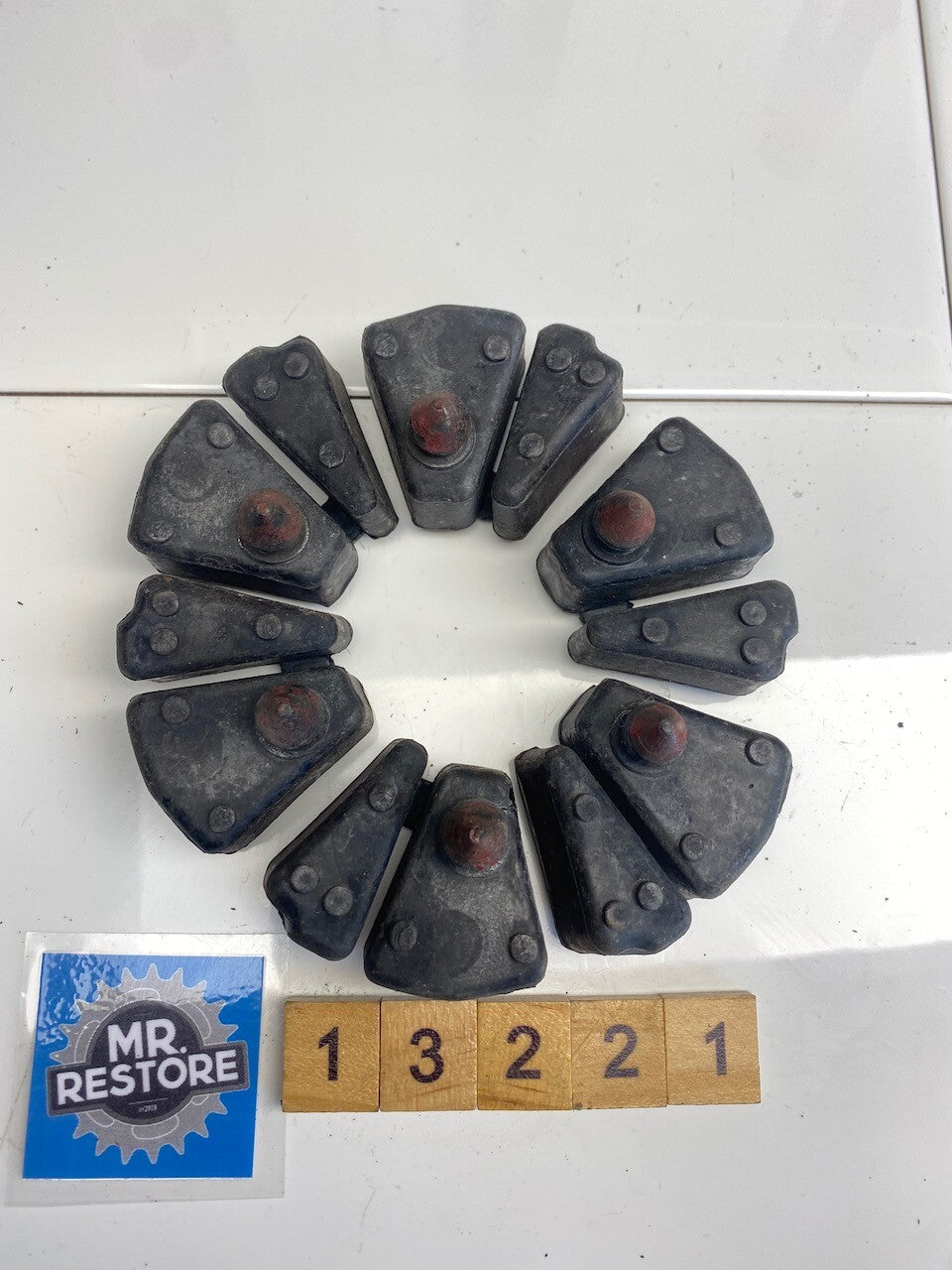 Yamaha TZR250 FZR250 FZR400 RZ SRX SDR TDR 6 x Cush Drive Rubbers 1KT-25364