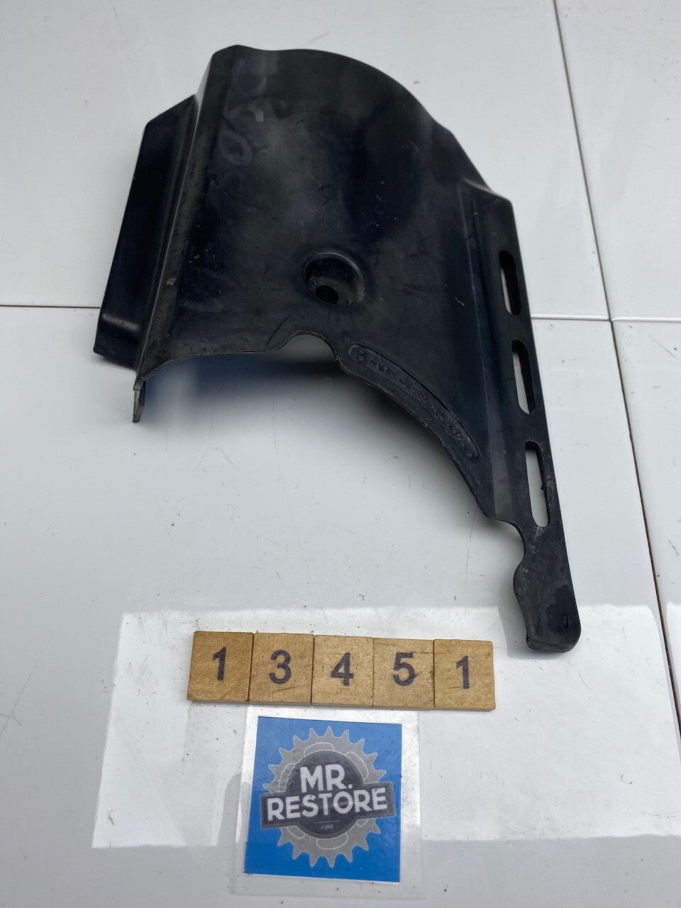 Honda VF750 Sabre V45 L/H Engine Side Water Pump Cover 11341-MB0-770