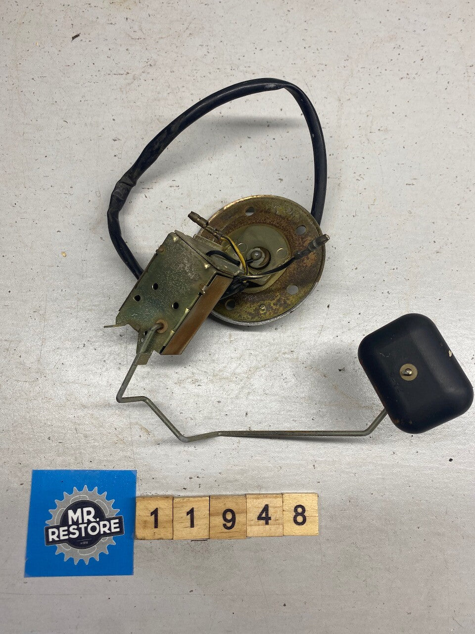 Suzuki GSX250FW GSX400FW Fuel Gas Gauge Sender Sensor, Seals & Screws 