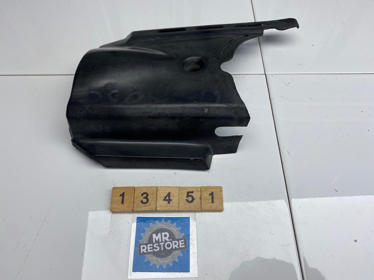 Honda VF750 Sabre V45 L/H Engine Side Water Pump Cover 11341-MB0-770