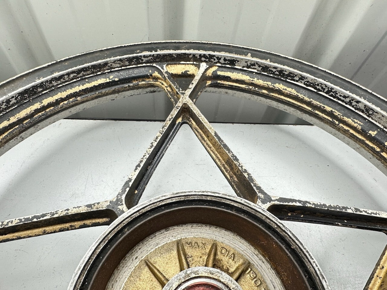 Suzuki Classic Vintage Rear Wheel (GS ? GT200 ? GSX ?) 18x1.60 (Dated Nov 1982)