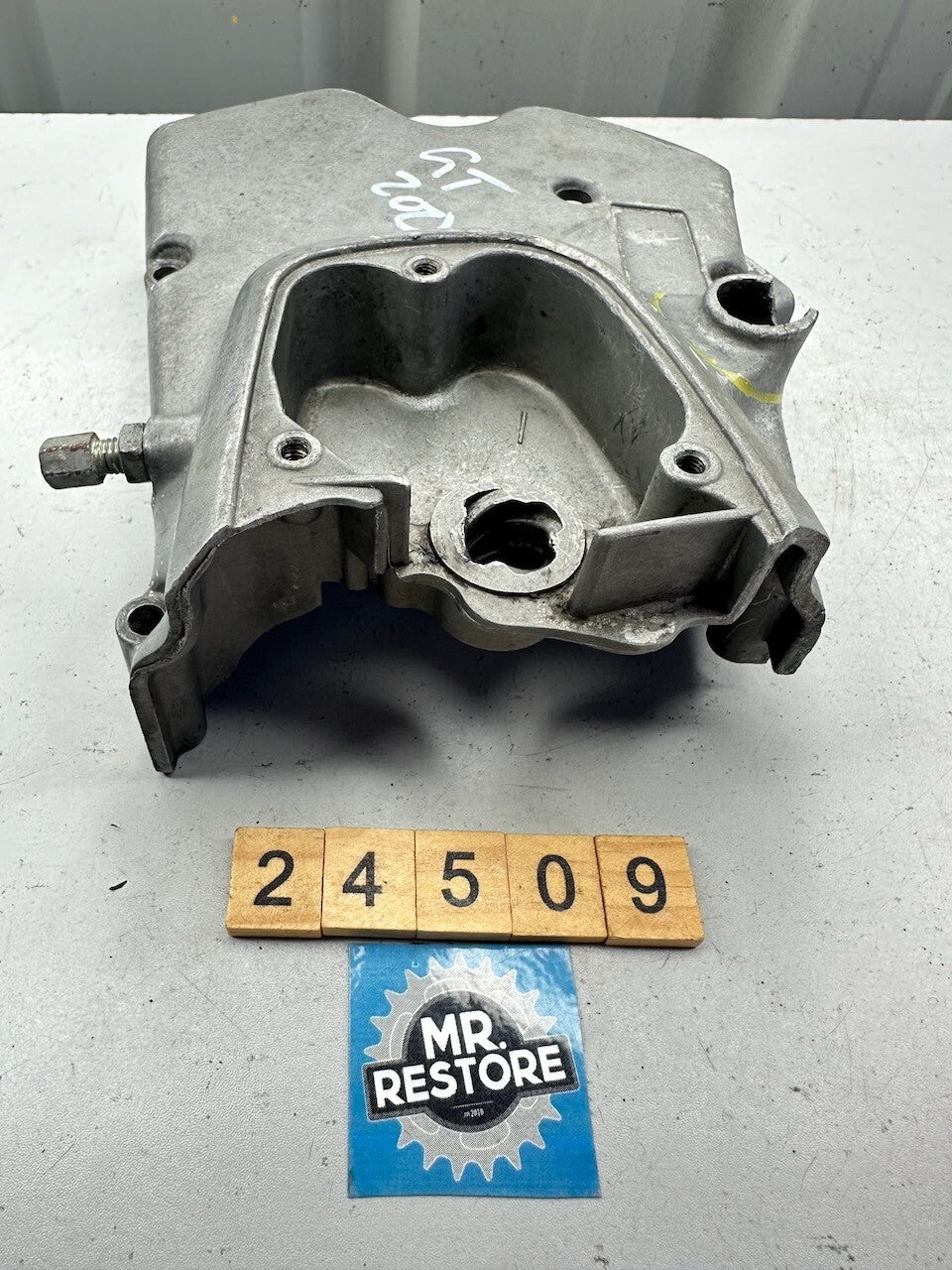Suzuki SB200 GT200 X5 Sprocket Cover 11361-10200 (damaged)