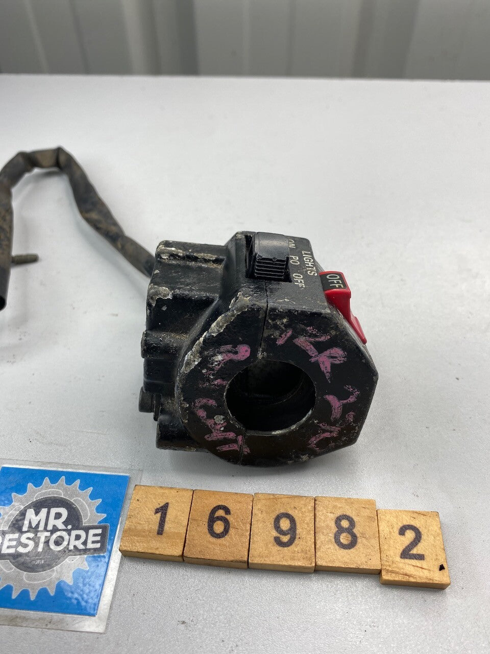 Yamaha TZR250 OEM L/H Handlebar Switch 