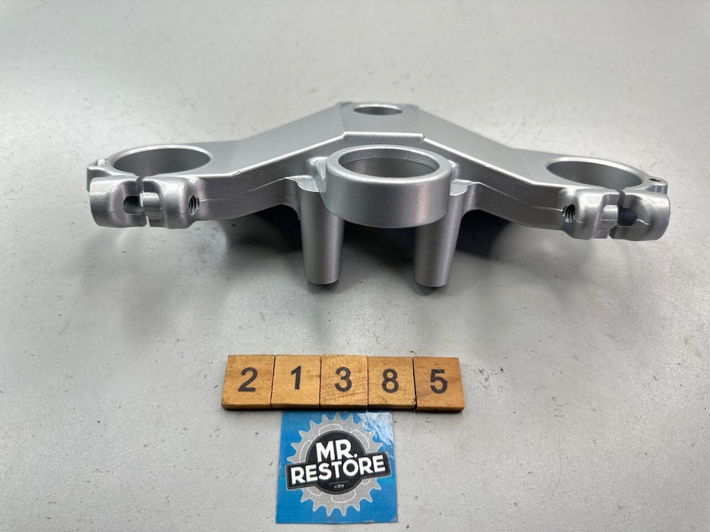 Yamaha TZR250 1986-88 1KT 2MA Triple Tree Top Clamp (for 29mm forks) (Painted)
