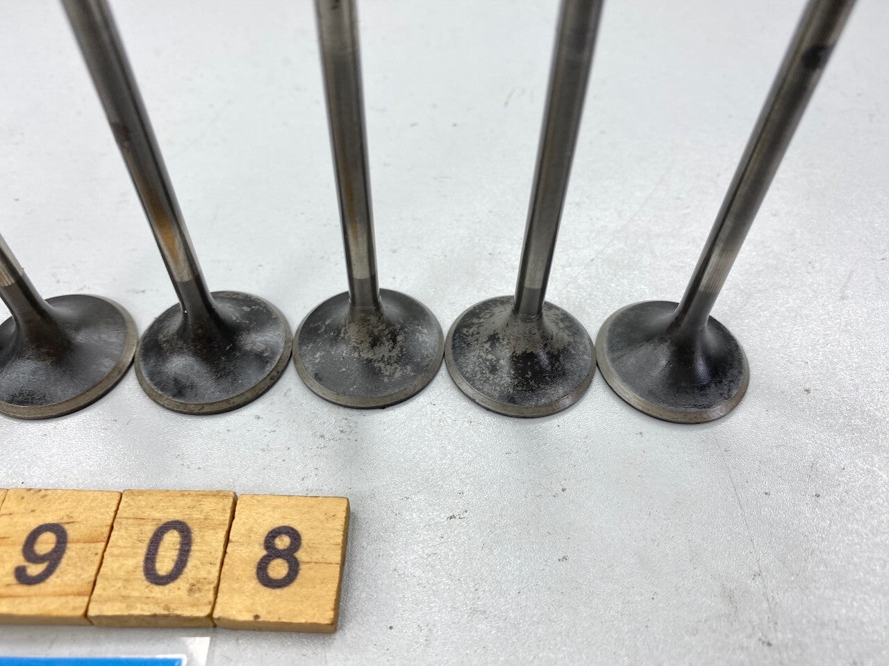 Honda VF1100 VF1000 OEM Inlet Valve Set of 8 - 14711-MB6
