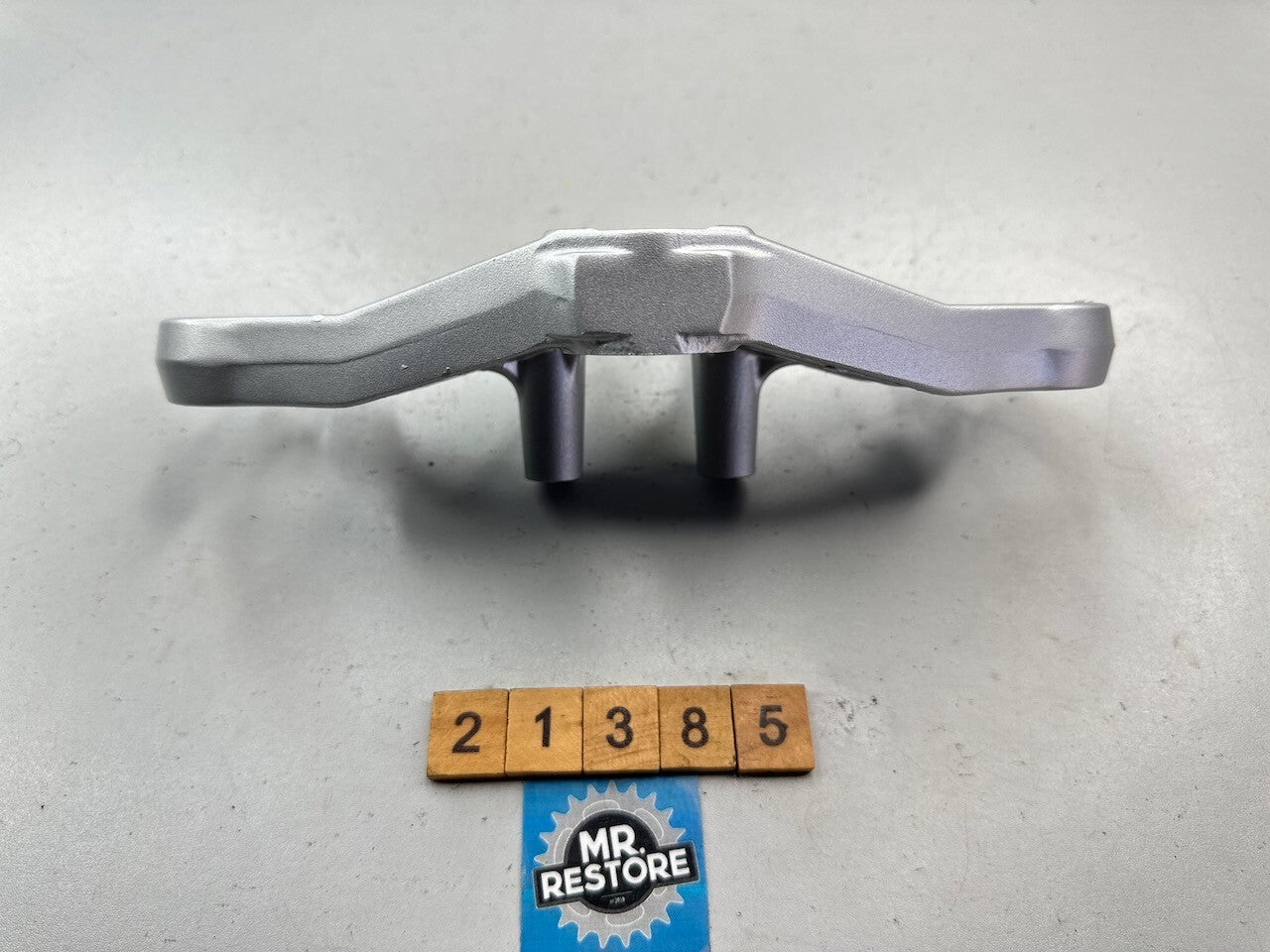 Yamaha TZR250 1986-88 1KT 2MA Triple Tree Top Clamp (for 29mm forks) (Painted)