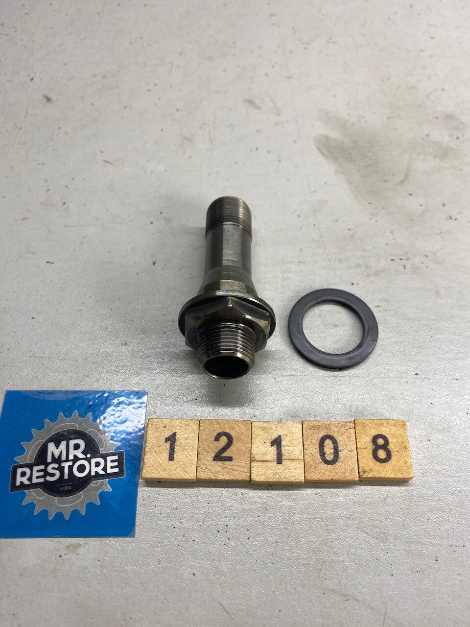 Honda CBR900RR 954 Fireblade Oil Cooler Bolt 90019-MCJ