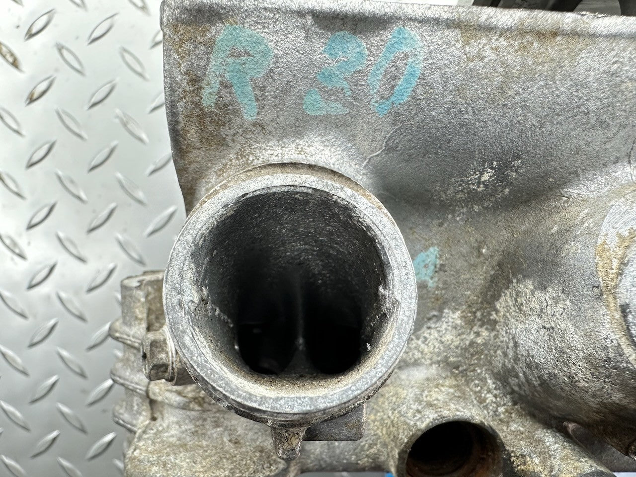 Honda CBR250R MC19 KY1 Cylinder Head