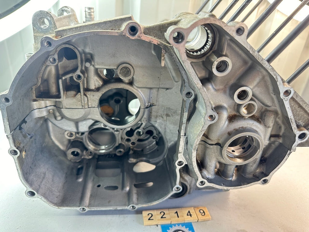 Yamaha YZF600R Thundercat 1997-07 Crankcases 4JH-15100-03