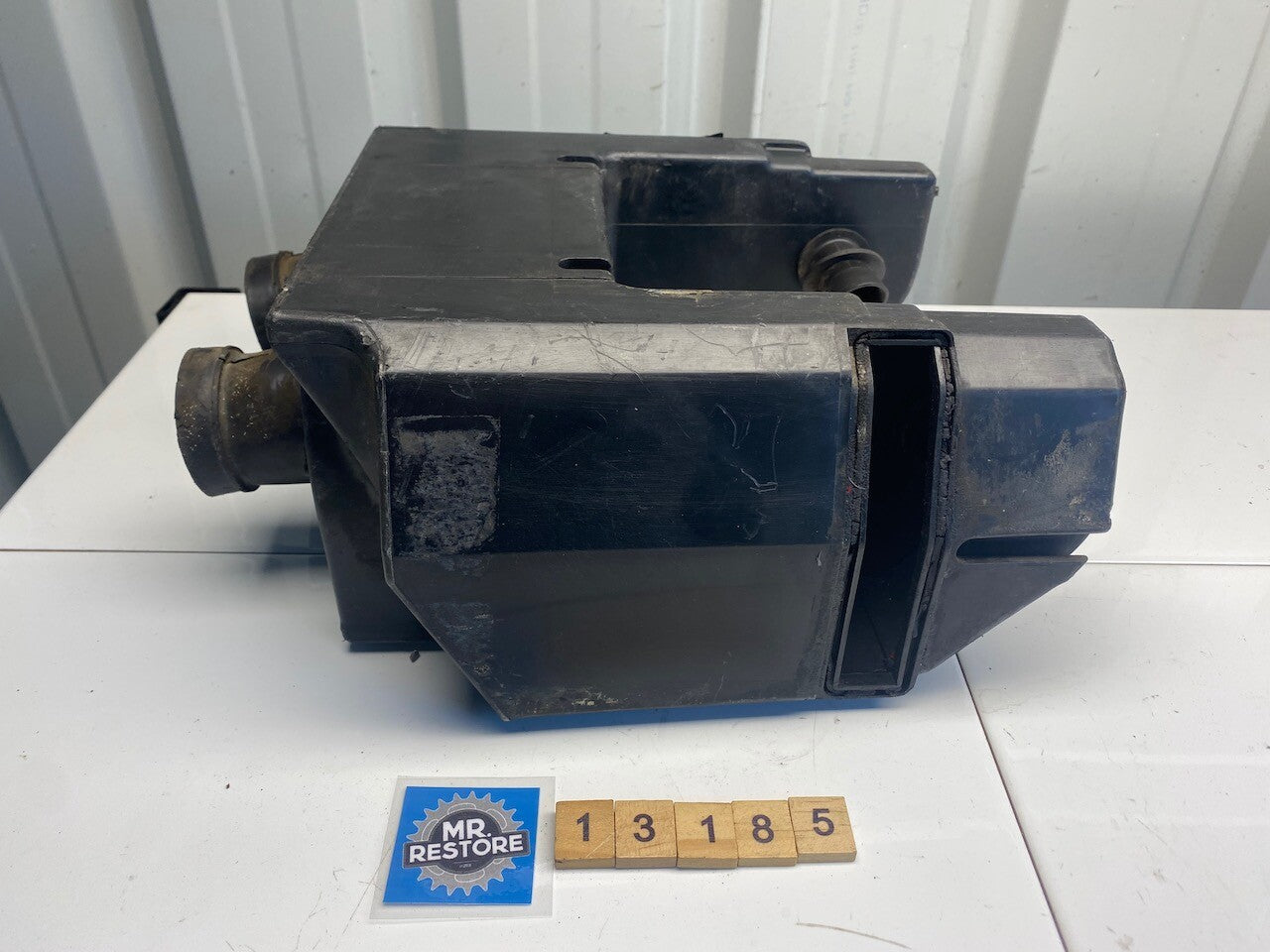 Kawasaki GPZ250 Air Box (from belt driven bike)