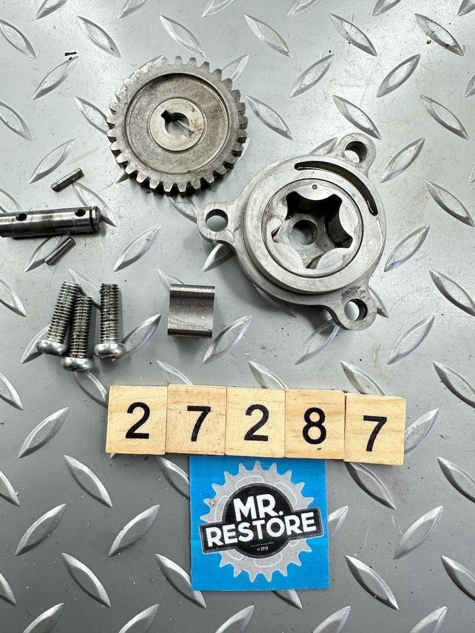 Suzuki SP370 '78-79' SP400 DR400 Oil Pump 16400-32400