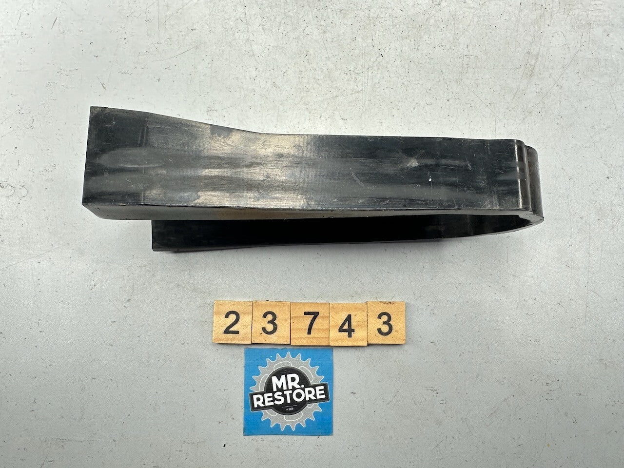 Kawasaki ZZR250 EX500 EX400 EX250 GPZ500 GPZ400 EL250 Chain Slider 55020-1218