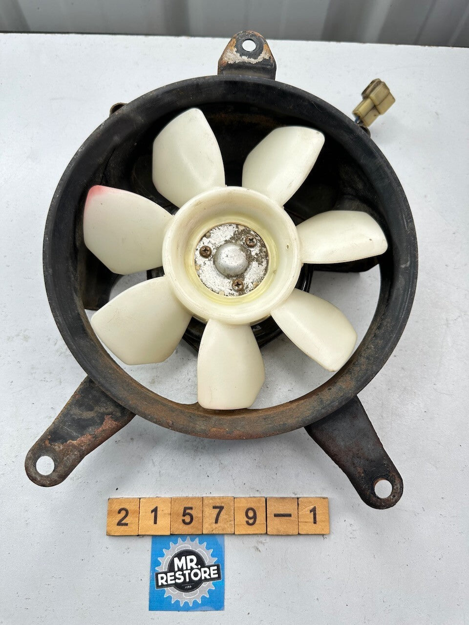 Kawasaki GPZ900R GPZ750R Radiator Cooling Fan 59502-1053 (tested)