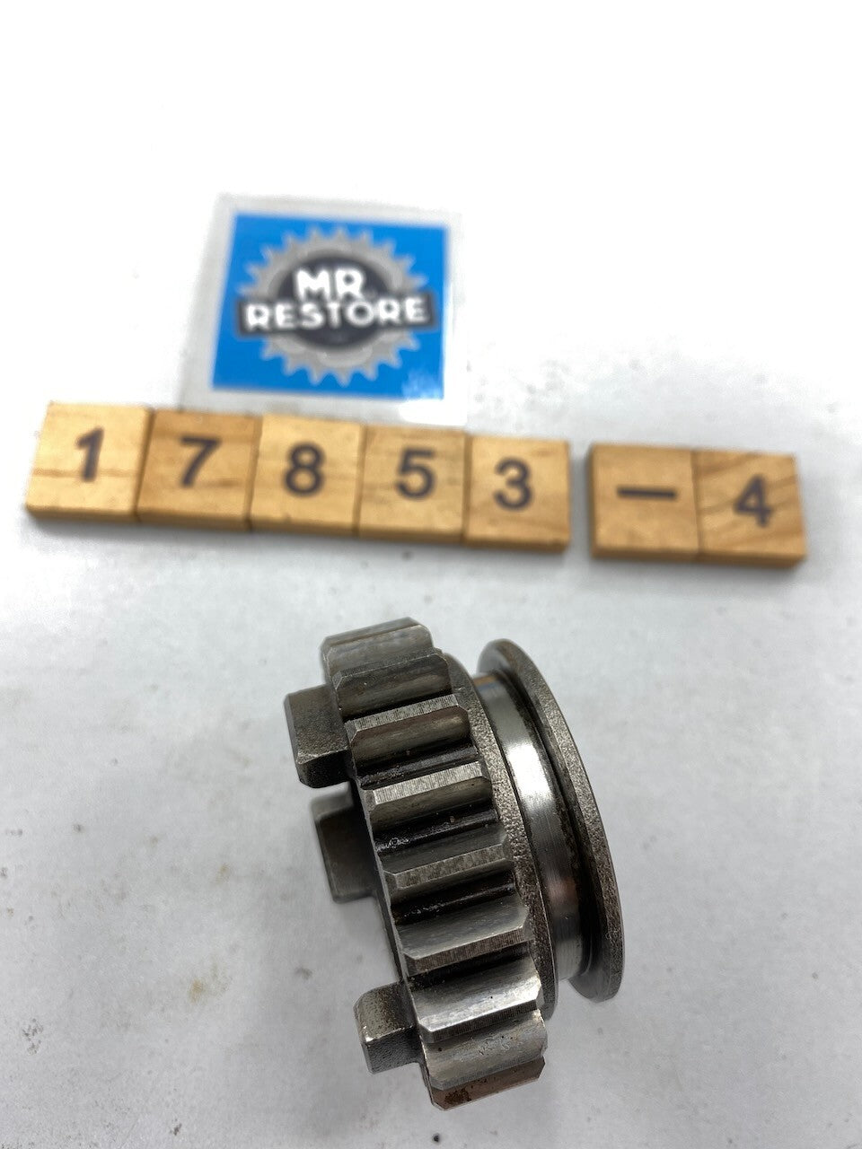 Yamaha SR500 SR400 XT500 TT500 Transmission 4th Wheel Gear 583-17241