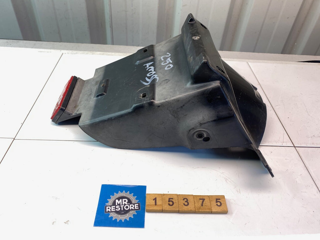 Suzuki GSX250F Across Rear Fender Mudguard License Plate Holder